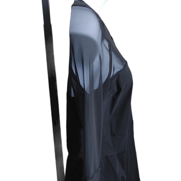 NWOT Junior Plus Black Stretch Peplum Sheer Top - Picture 6 of 8